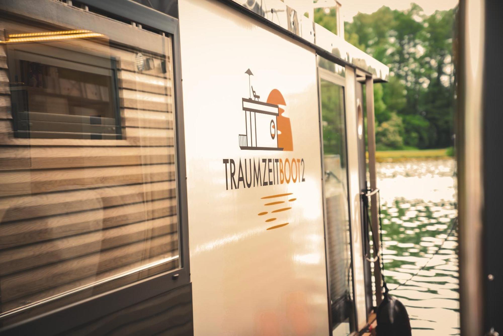 Traumzeitboot2 Auf Dem Scharmuetzelsee Bad Saarow Esterno foto